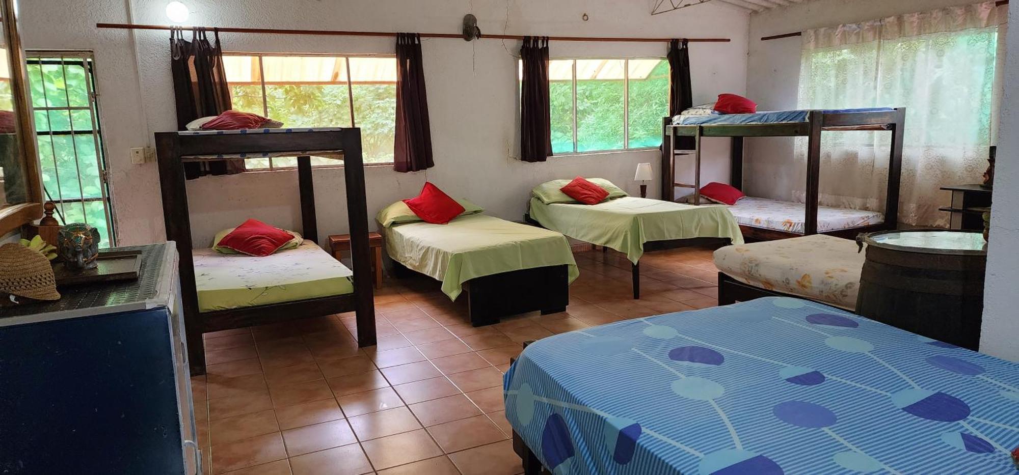 Hostel Finca La Gordita Calabazo  Bilik gambar